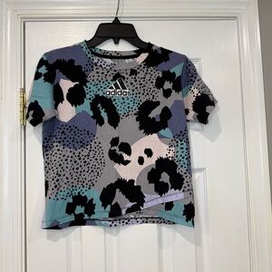 Adidas Girls Short Sleeve Crossover Multicolor Print Tee Animal Print Large 14